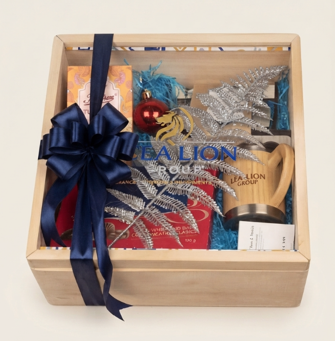 The Guardian's Embrace corporate hamper