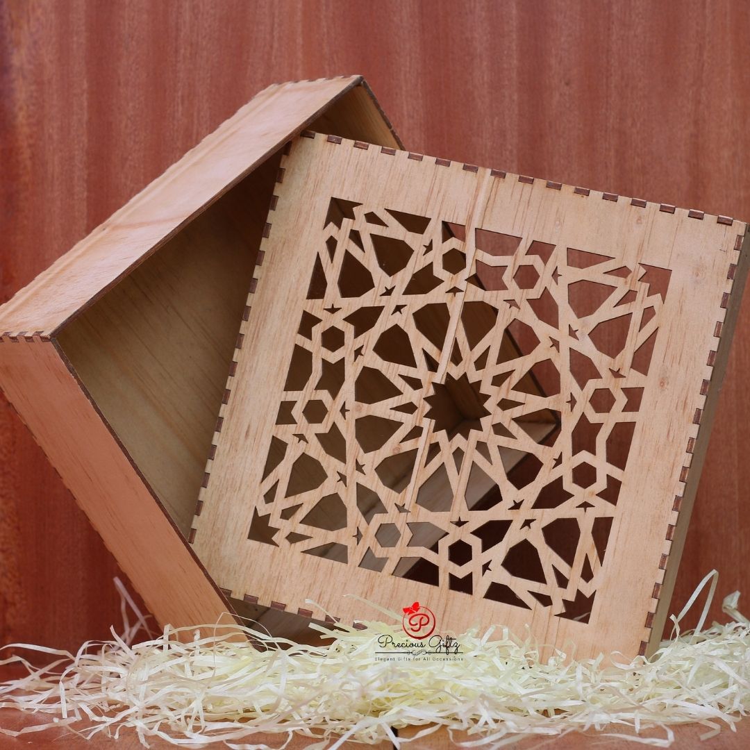 Precious Giftz laser-cut wooden box with geometric star pattern lid