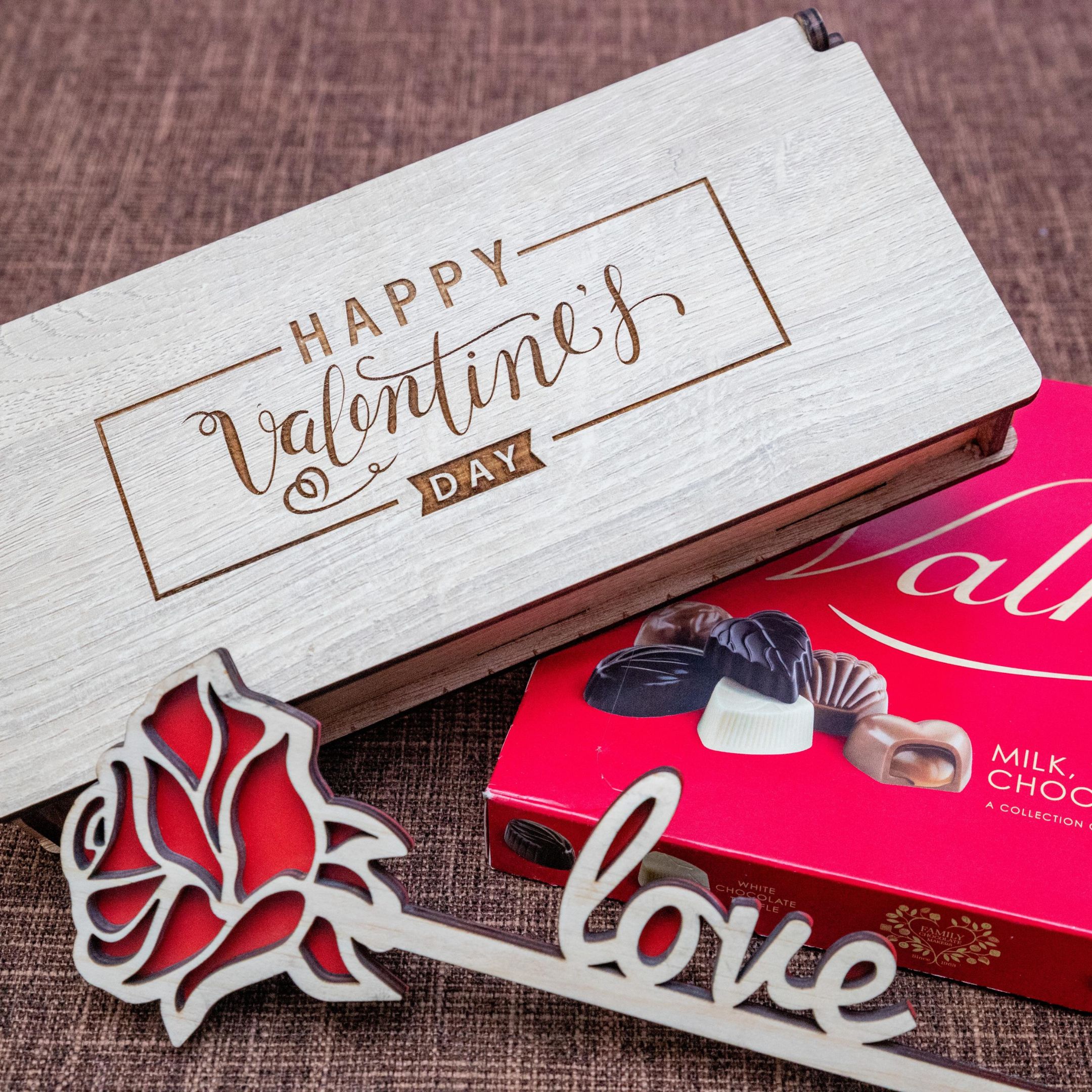 Precious Giftz personalised wooden rose keepsake gift